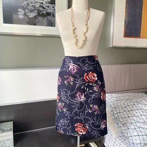 ❤️ LOFT Floral Pencil Skirt with Sexy Side Slits US Zero    - O150